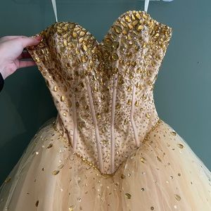Beautiful beaded gold strapless tulle dress!